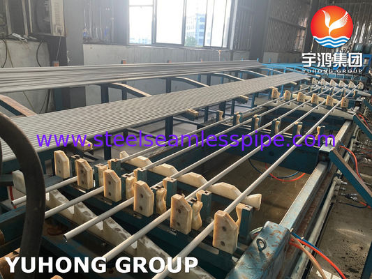 ASTM A213 TP304 / TP304L / TP316 / TP316L / TP321 Thép không gỉ ống liền mạch