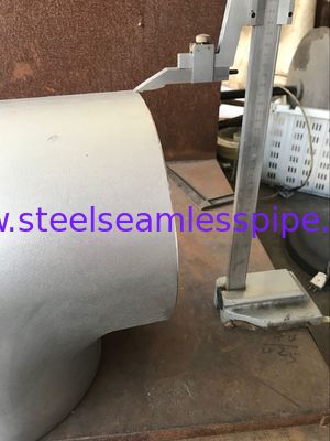 Phụ kiện thép hợp kim mông A403 WP20CB khuỷu tay 90 độ 1/8 "đến 100 inch