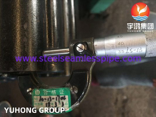 Các ống không may bằng thép hợp kim ASTM AA213 ASME SA213 T5 T9 T11 T12 T22 Độ dày tường tối thiểu