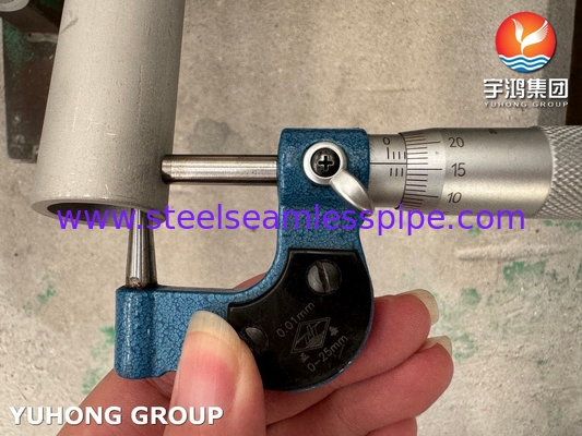 Ống thép liền mạch siêu kép ASTM A790 UNS S32750 Chống axit