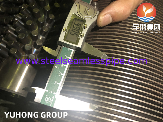 ASTM EN DIN ASTM A106 Gr.B A335 P5 P9 A312 TP304 317L ống vây đệm