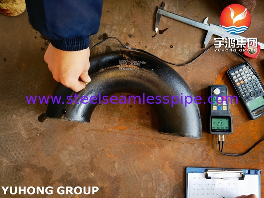 ASTM A234 WP22 CL1 / CL3 Đồng hợp kim thép phù hợp Buttweld 180 ° Cổ tay Màu đen