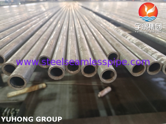 Các ống không may bằng thép hợp kim Chrom-Molybdenum ống nồi hơi không may bằng thép hợp kim A213 T5