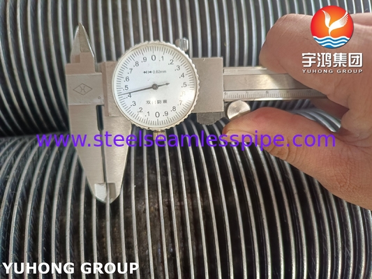 ASTM A335 P22 Solid Fin Tube cho máy sưởi và máy tiết kiệm dầu của nhà máy lọc dầu