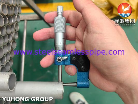 Ống thép không gỉ liền mạch ASME SA213 TP304 S30400 cho nồi hơi