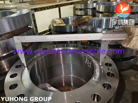 Vỏ che kênh bằng thép hợp kim mặt bích bên SA336 F11 CL2