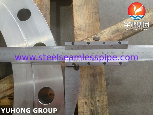 ASTM A182 / ASME SA-182 F304 Phân đổi nhiệt với điểm nóng chảy cao cho các ứng dụng nhiệt độ cao