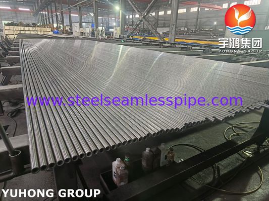 Ống thép hợp kim ASTM A213 T5 không mối nối dùng cho bộ trao đổi nhiệt nhiệt độ cao