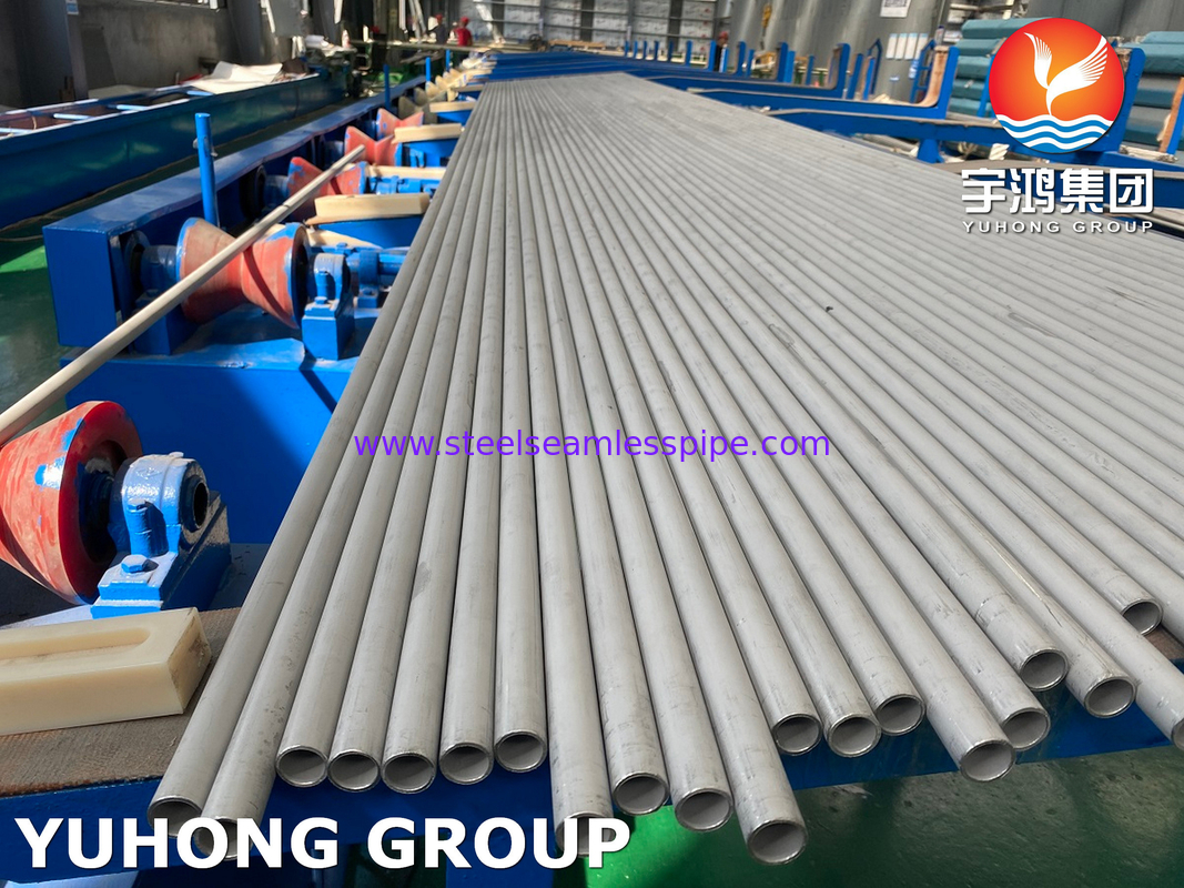 Ống trao đổi nhiệt vật liệu sơn sơn sơn ASME SA213 TP321 25 * 2 * 9000MM, MINUM WAL LCHIKNESS