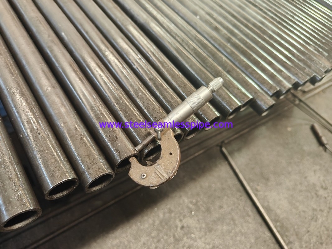 EN10216-2 16Mo3 TC2 10CrMo9-10 TC2 ống thép hợp kim liền mạch cho ống nước nồi hơi