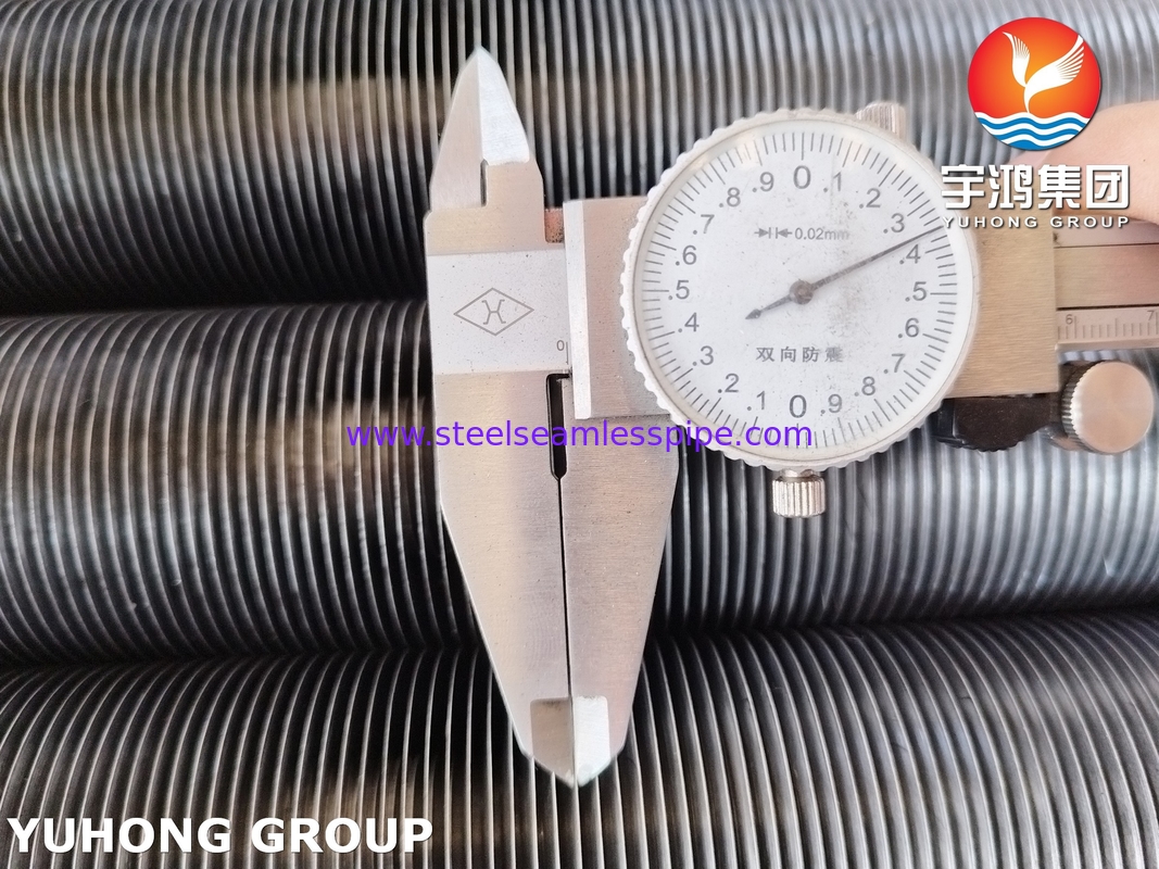 ASTM A213 T5 kim loại hợp kim thép ống liền mạch với Al1060 Fin Strip Fin Tube cho máy làm mát không khí