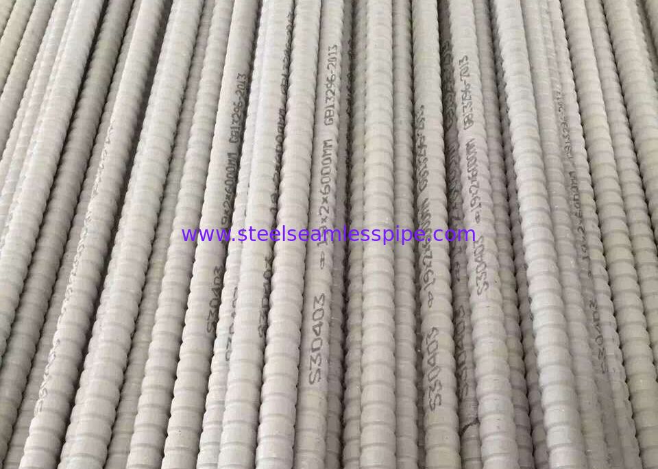 ASTM A213 S30403 Rút bi sợi lông lồi hiệu quả về năng lượng cho máy trao đổi nhiệt