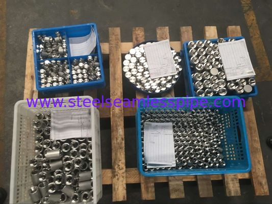 Rèn thép nối ống tròn 4 "NB Lớp 1000 A105 S / A105 / ASTM B564 rèn khớp nối hợp kim niken