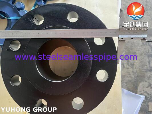 ASME SA182 F11 Lớp 1 Đồng hợp kim thép hàn cổ Flange WNRF Flange với sơn đen